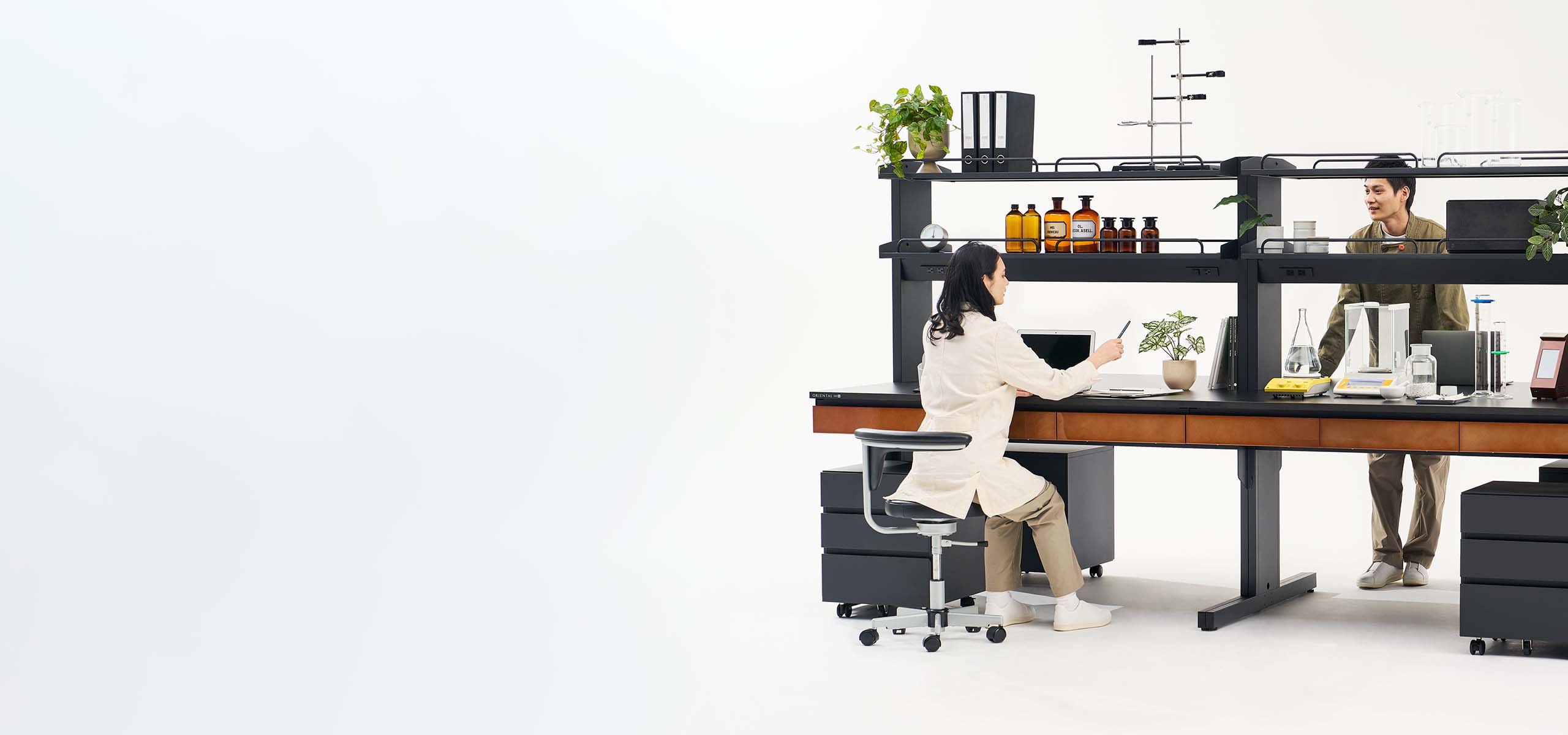 ラボファーニチャー Lab Furniture