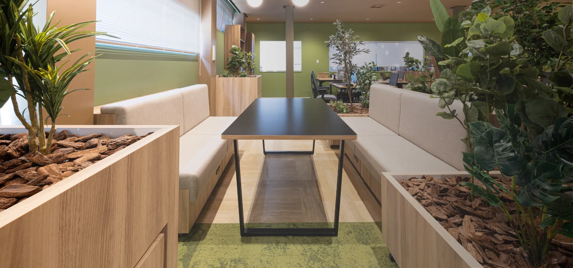 緑視率アップで変わる空間