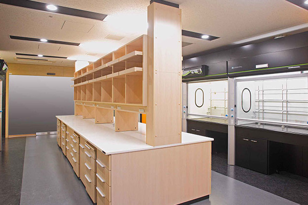 適材適所で省エネルギー型ラボを実現